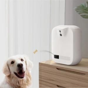 2021 New Design Treat Dispenser Cat Treat Dispenser Camera