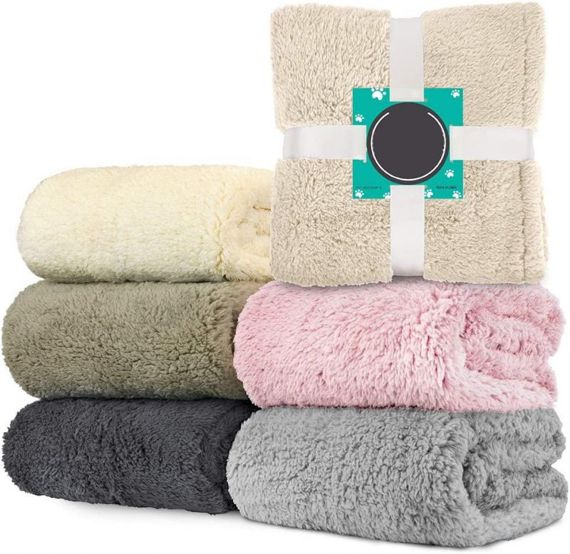 Waterproof Warm Fuzzy Dog Bed Flannel Fleece Blanket with Custom Printed