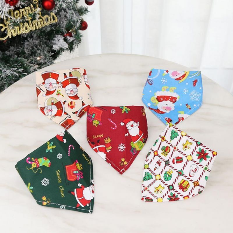 2022 Exquisite Pretty Dogs Cats Bib Scarf Soft Dog Towel Christmas Series Pattern Photo Props