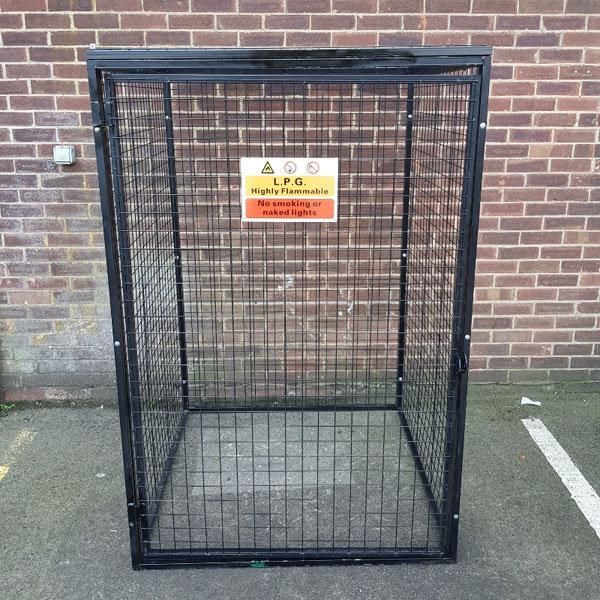 2X19kg and 3X19kg Gas Storage Cages for Bottles and Cylinders.