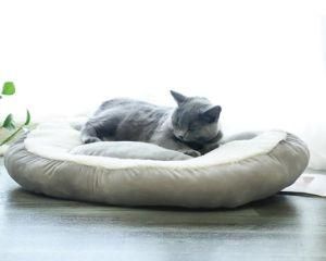Amazon Hot Sale Luxury Faux Fur Self-Warming Square Soft Travel Dog Bed Pet Bed Orthopedic Dog Washable Orthopedic