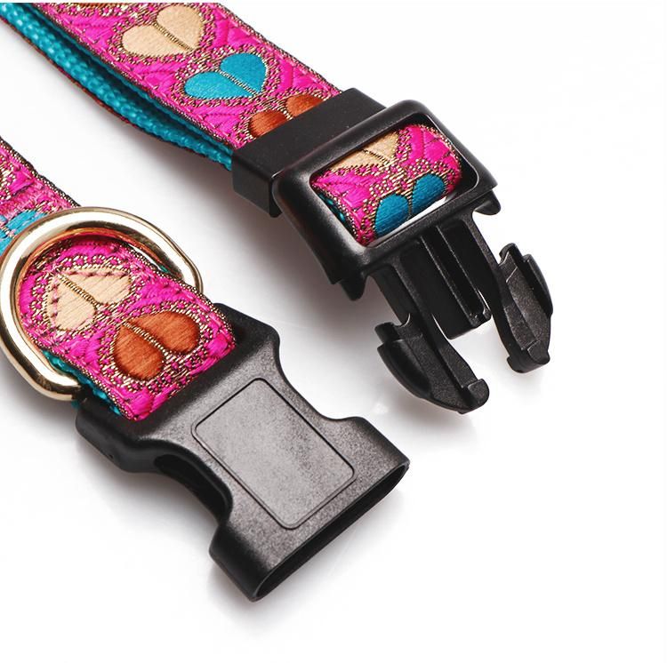 China Manufacturer 2022 Fashion Thick Strong Large Nylon Pet Dog Collars and Leashes Set