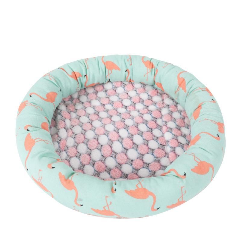 New Design Round Shape Warm Round Calming Luxury Oval Pet Beds Cute Donut Small Animals Pet Bed Strawberry Plower