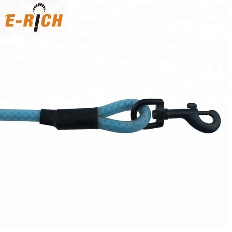 Innovative Product PVC Cover Pet Accessories Waterproof Rope Dog Leash with Foam Handle