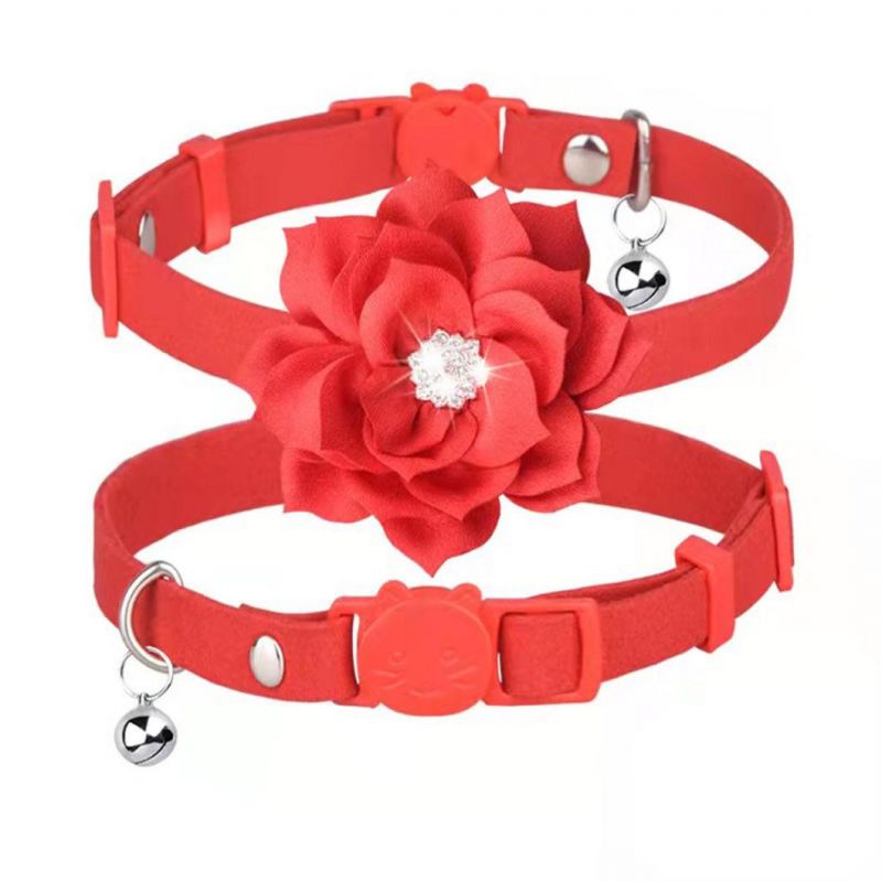 fashion Cat Collar with Beautiful Flower and Sparkling Rhinestone