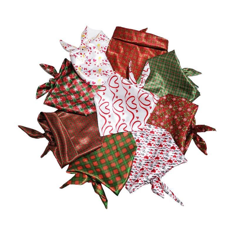 Manufacturer Wholesale Design Pattern Printed Cotton Pet Accessories Cooling Dog Bandanas
