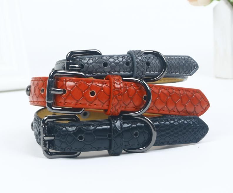 Luxury PU Leather Pet Collar Custom Colors Softly Padded Waterproof Classic Vegan Genuine Leather Dog Collar