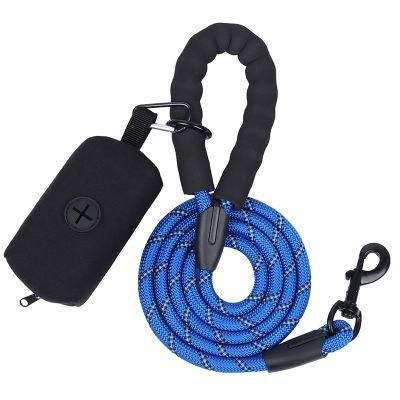 2022 Pet Products Strong Pet Leash Set Dog Poop Bag Holder Leash for Dog