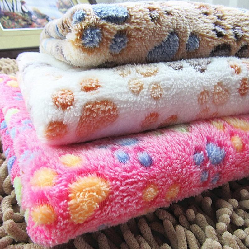 Comfortable Pet Bed Mats Sleeping Dog Cat Puppy Fleece Soft Blanket Pet Supplies