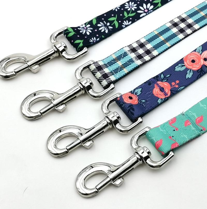 Customizable Pet Dog Rope with Carabiner Hook Neck Ring Factory