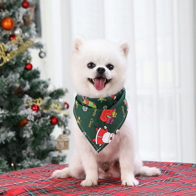 2022 Exquisite Pretty Dogs Cats Bib Scarf Soft Dog Towel Christmas Series Pattern Photo Props