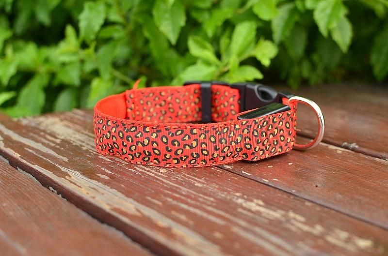 Pet Dog LED Luminous Collar New Leopard Adjustable Luminous Collar