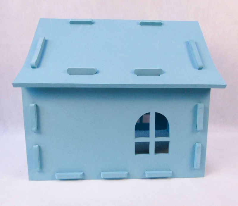 Pet House with Environmental Protection PE Material