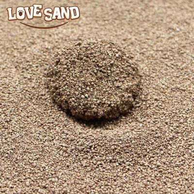 Love Sand Factory Light Weight Vermiculite Cat Litter Pet Products
