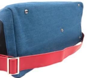 Denim Cozy Dog Cat Carrier Bag with Constract Color Strap OEM Patches