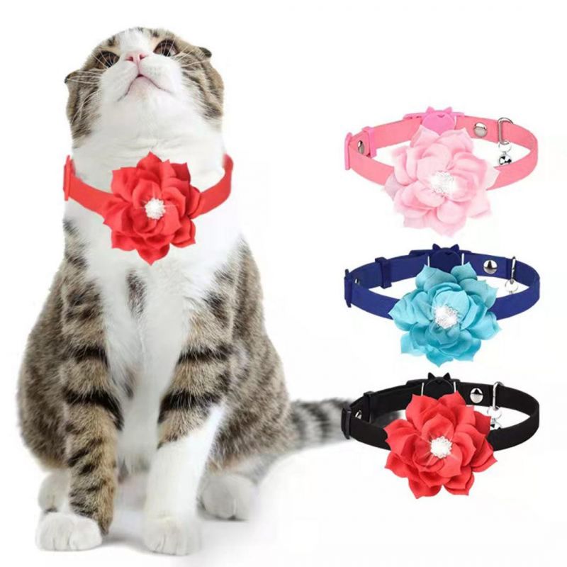 fashion Cat Collar with Beautiful Flower and Sparkling Rhinestone