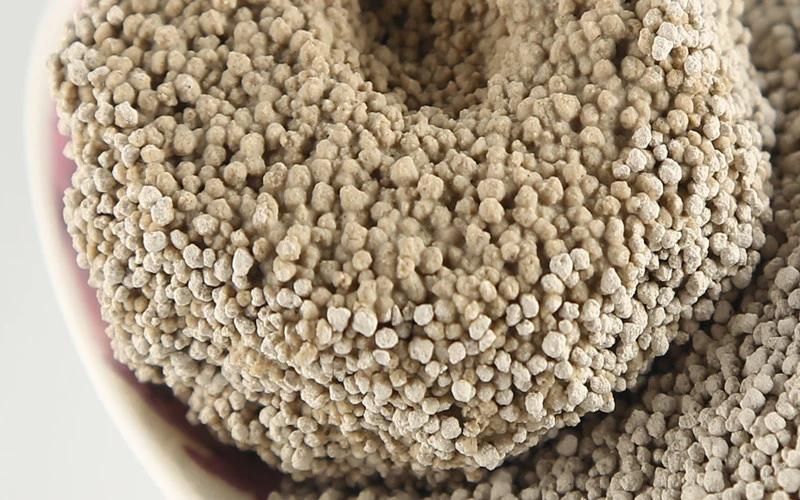 Cat Litter Plus Broken Shape White Bentonite