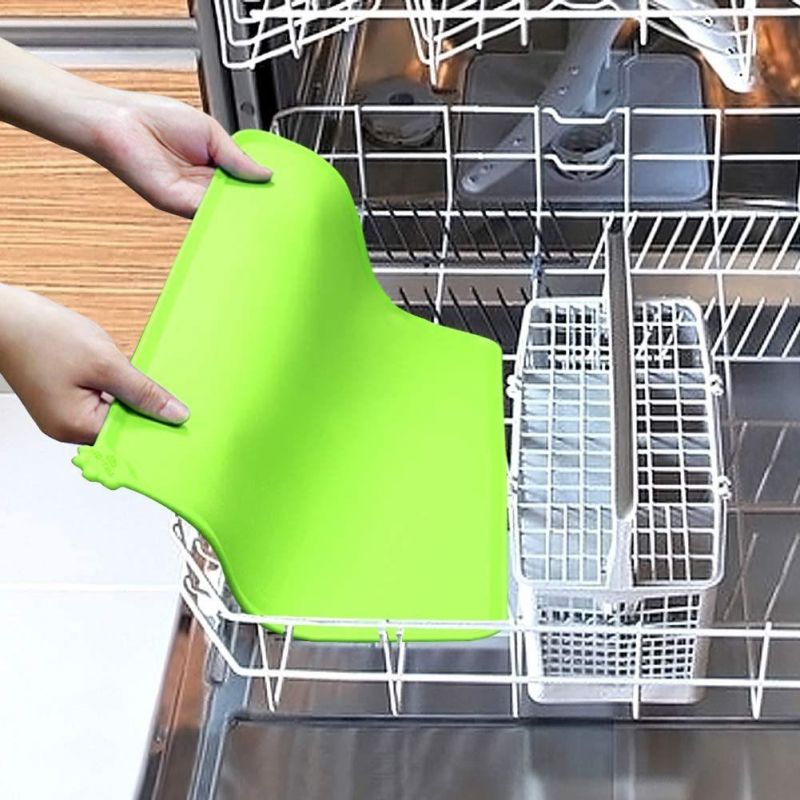Anti-Messy Design Pet Food Mat