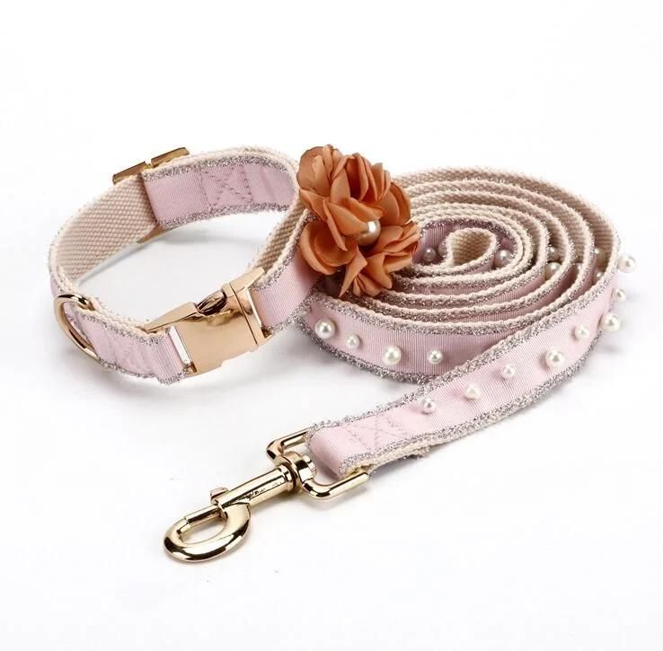 Whosale Custom Pear Decoration Dog Collar with Lace