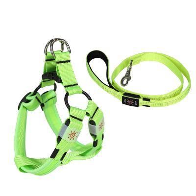 Hot Sale Doberman Poodle Husky Two Buckles to Adjust Comfortable Place Dog Leash and Harness