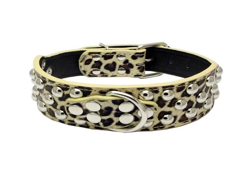 Fashionable Stuedded Rivet Pet Collar PU Leather Dog Collar