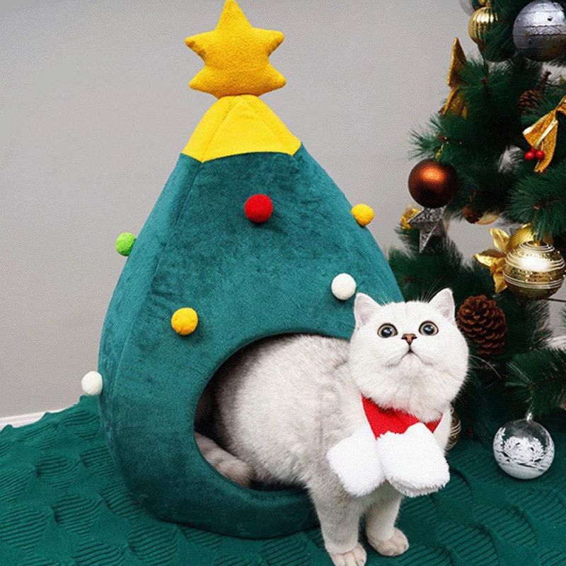 2021 New Year Wholesale Price Cat Bed Dog Pet Cave Christmas Tree House Product