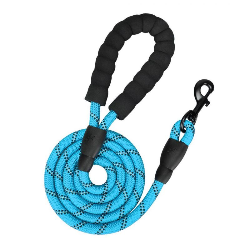 Large Mountain Climbing Running Tracking Reflective Soft Handle Nylon Rope Pet Dog Leash