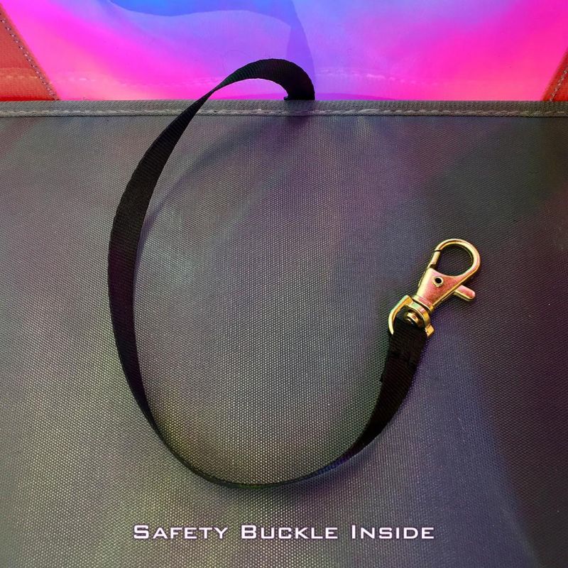 High Quality PVC Fashion Waterproof Ourtdoor Portable Breathable Pet Products