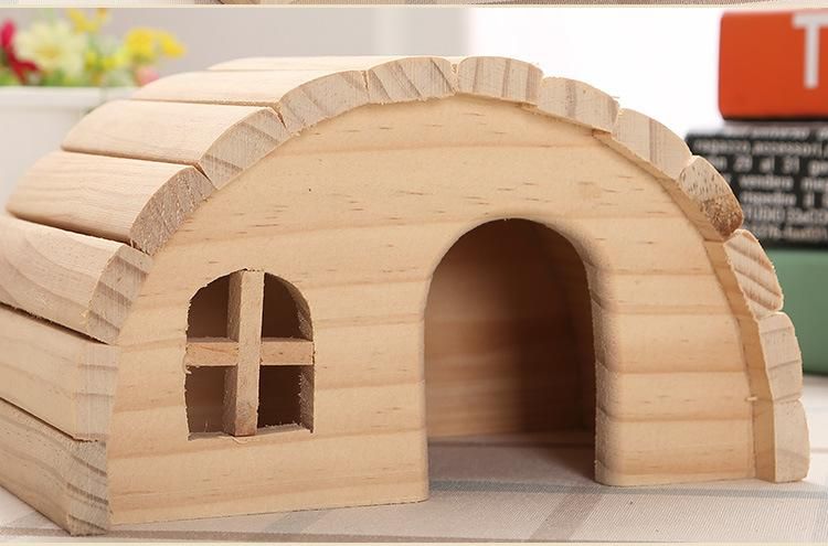 Hot Selling Small Animal Hideout Wooden Hut Chew Play Toys Exquisite House Hamster House