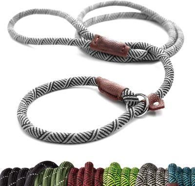 Nylon Dog Leash, Strong and Durable Traditional Style Leash with Easy to Use Collar Hook