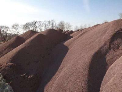 High Quality Bentonite Cat Litter by Buckets with Hard Clumping, Super Absorption and Order Control and Low Dust