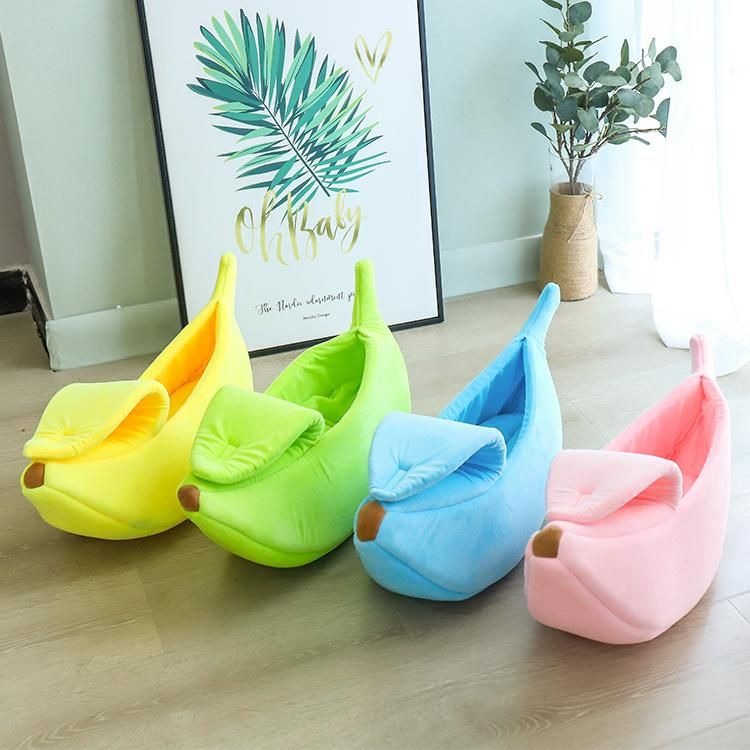 Wholesale Manufacturer Banana Shape Plush Cat Bed Pet Warm Bed for Cats Dogs Pet Accessories