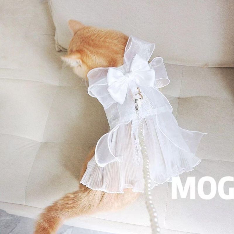 Manufacturer Wholesale Dog Clothes Spring Warm Boss Luxury Dog Clothes Suitable for Large, Medium and Small Dog Jumpsuit