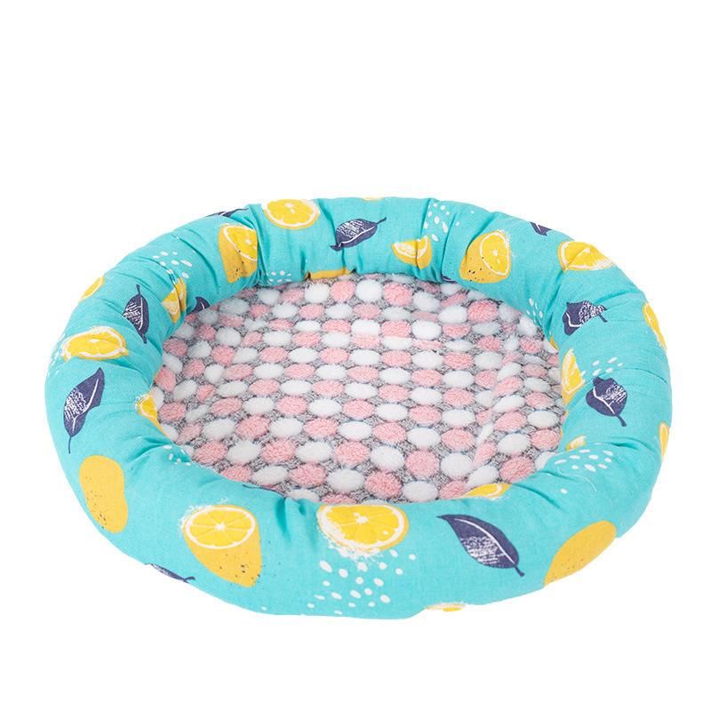 New Design Round Shape Warm Round Calming Luxury Oval Pet Beds Cute Donut Small Animals Pet Bed Strawberry Plower