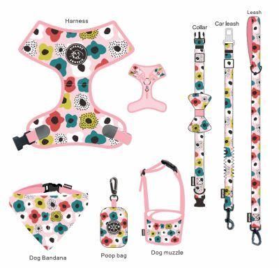 OEM Accept Adjustable Dog Collar Leash and Reversible Harness Set with Dog Bowtie Dog Pool Bag &amp; Bandana