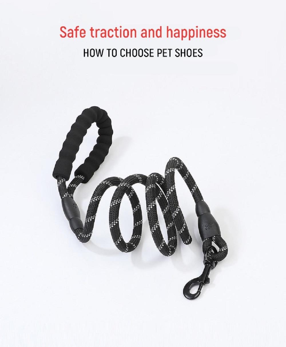Pet Leash to Prevent Collision Reflective Nylon Rolled Rope