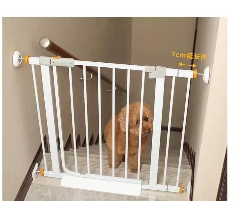in Stock Pet Baby Safety Retractable Door Gate Fence Expanding Pet Safety Gate