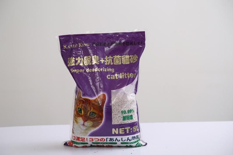 Fruit Scent Ball and Strip Bentonite Clumping Pet Litter