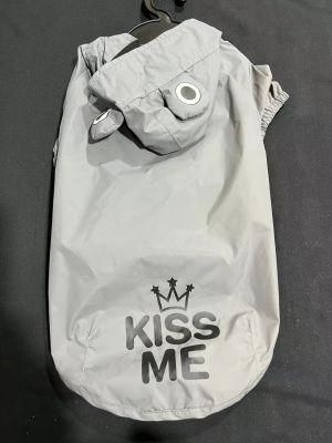 &ldquo; Kiss Me &rdquor; Pet Raincoat Pet Products Pet Rain-Proof Coat Dog Clothes