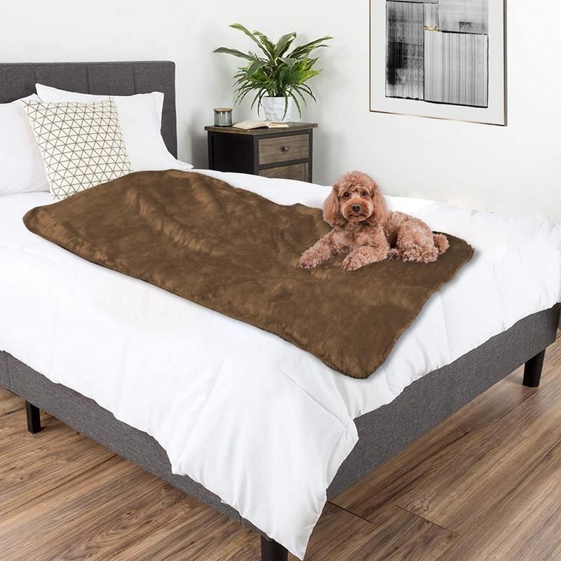 Wholesale Multi-Fuctional Throw Durable Portable Waterproof Anti Biting/Bite-Resistant Sleeping Flannel Fleece Sherpa Pet Blanket Dof Bed Sheet