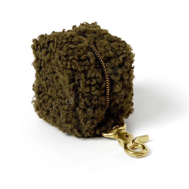 Cute Lamb Wool Portable Dog Poop Bag Garbage Bag Soft Pet Garbage Bag Dispenser Holder Fit Any Dog Bags for Poop Gift