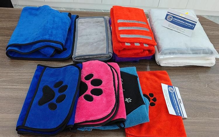 Custom Wholesale Logo Super Absorbent Quick Dry 400GSM Dog Cleaning Microfiber Towels for Pet Bathrobe Towel