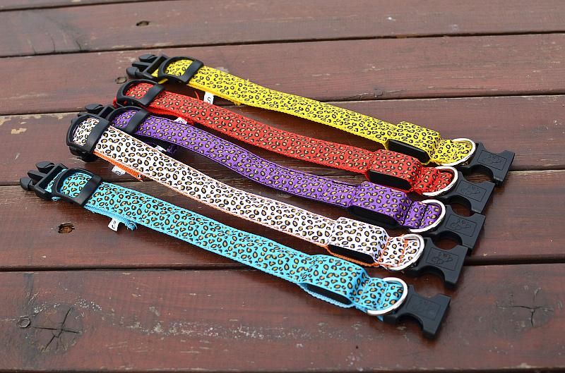 Pet Dog LED Luminous Collar Leopard Adjustable Glow Pet Collar