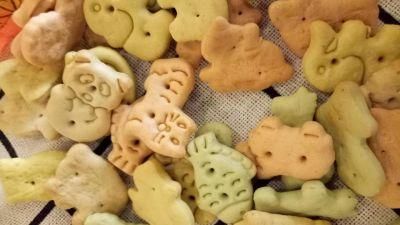 Pet Food Dog Food Mini Dog Biscuit in Animal Shapes Dog Snacks Dog Treats Pet Snacks High Protein Biscuits