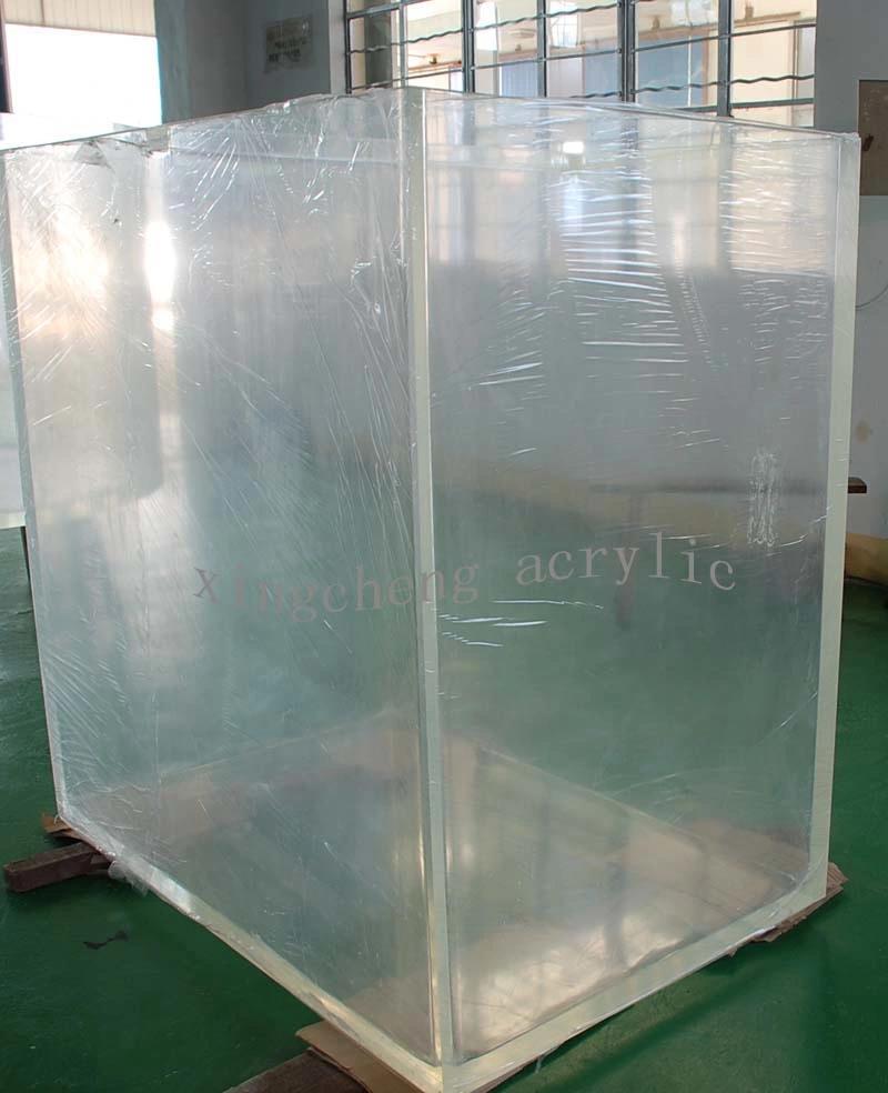 Square/Rectangular Transparent Acrylic Aquarium