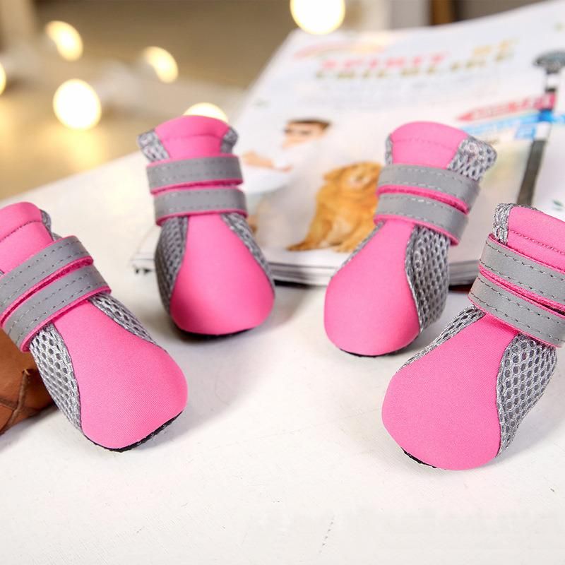 Small Dog Shoes Waterproof Protective Dog Boots Set of 4, Dog Puppy Booties Paw Protector with Non-Slip Sole & Reflective Straps Pet Outdoor Warm Shoes
