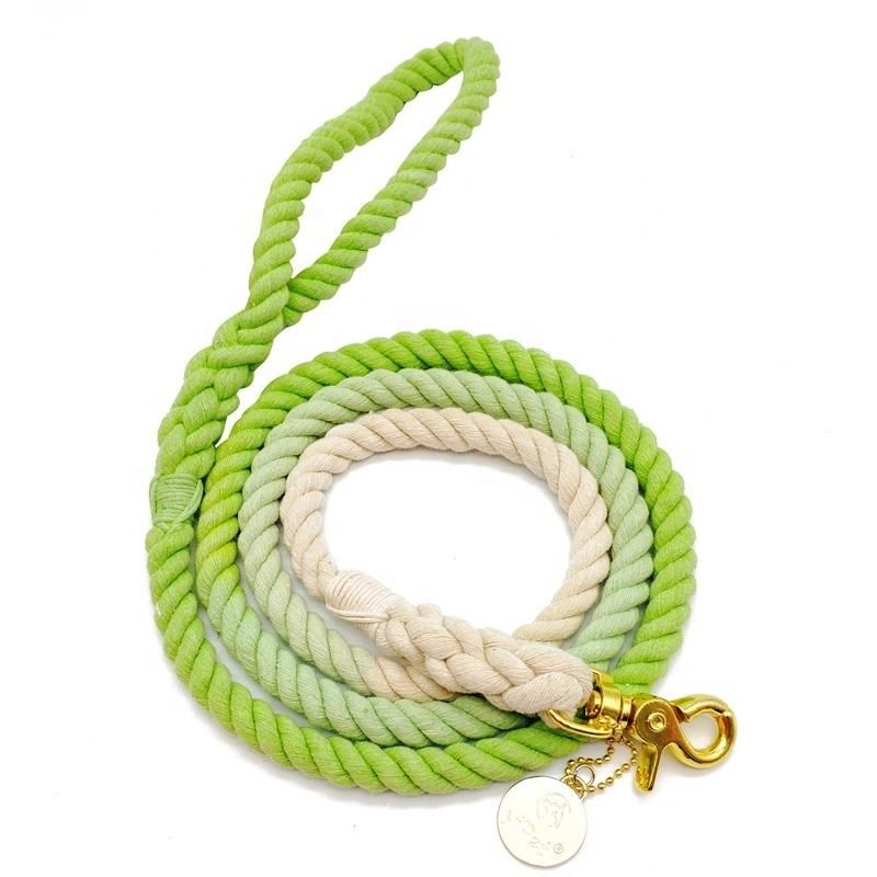 2020 New Design Braided Dog Leash Cotton Ombre Rope Leash Gradient Pet Leashes Matching Collar with Metal Tag OEM Manufacturer