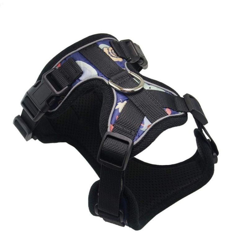 No Pull Dog Harness with Reflective Thread for Medium and Large Dog