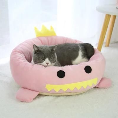 Crown Cute Design Best Quality Soft Cat Nest Kitten Mat Warm Comfortable Dog Sofa Cotton Pets Accessories Dog Bed Luxury