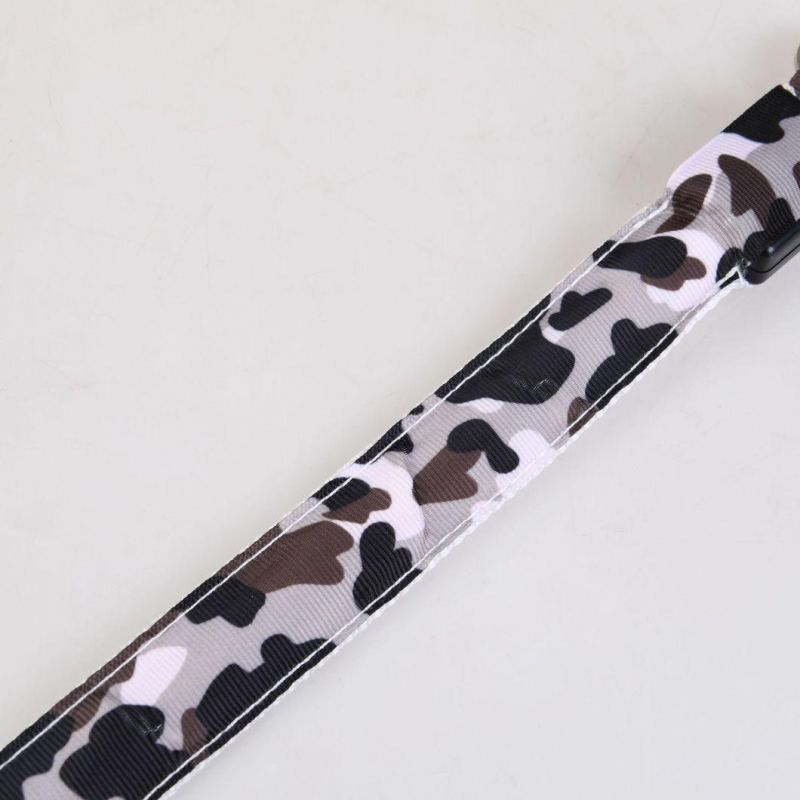 New Pet Camouflage Car Safety Rope LED Rechargeable Light-Emitting Dog Seat Belt